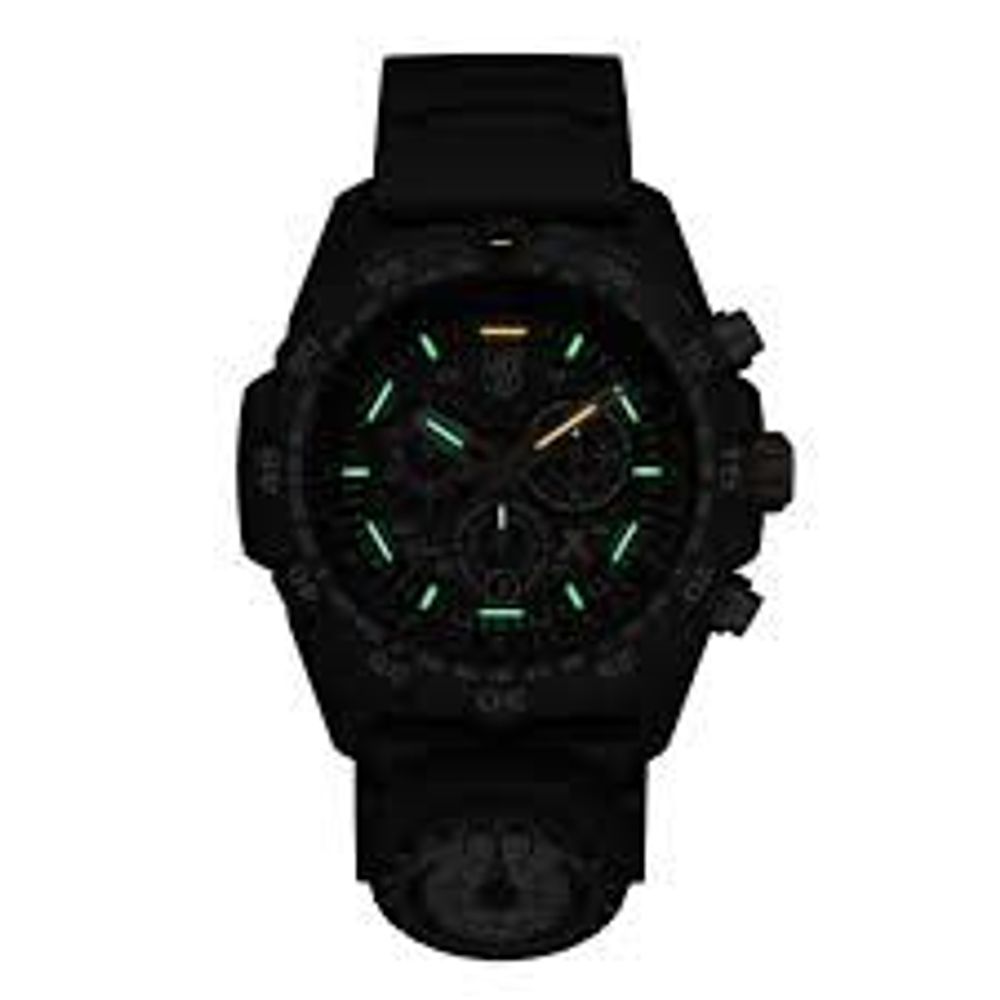 Montre Luminox en caoutchouc noir