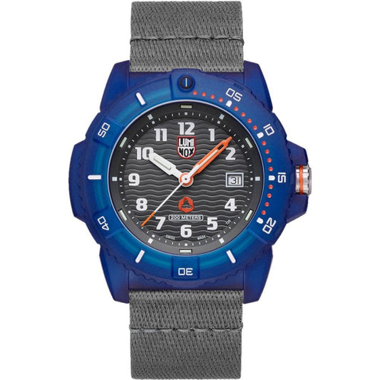 Montre homme Luminox Tide XS.8902.ECO en nylon gris et cadran bleu, matériau recyclé océanique